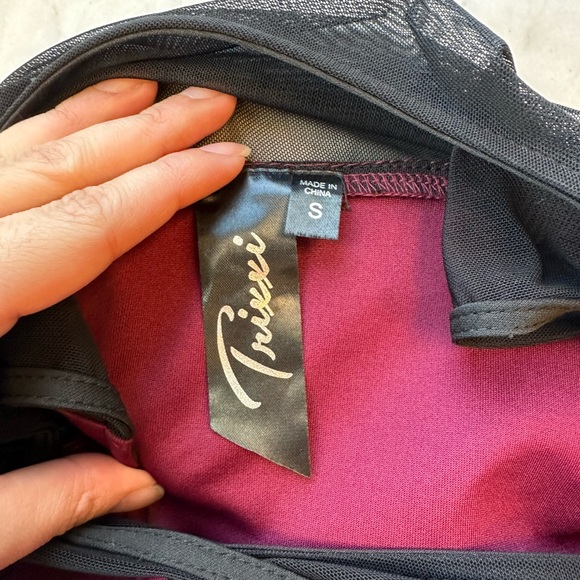 🎊 2 for $20🎊 Size small dress - Picture 3 of 4